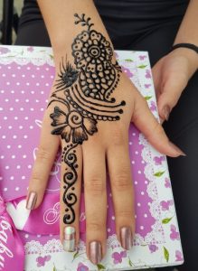 henna tetoválás