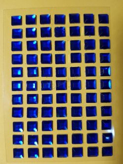 Kék színű négyzet alakú csiszolt kő hatású strasszkő (77db)